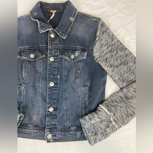 Free People Distressed Denim Jean Hooded Jacket Small - Picture 5 of 12